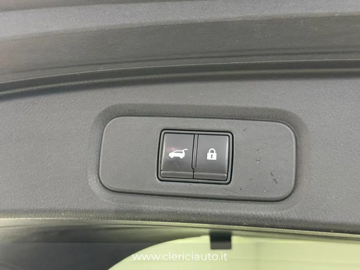 Nissan Qashqai usata a Como (19)