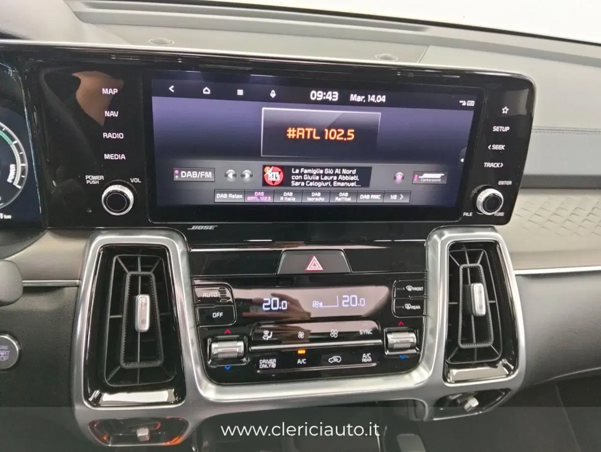 Kia Sorento usata a Como (16)