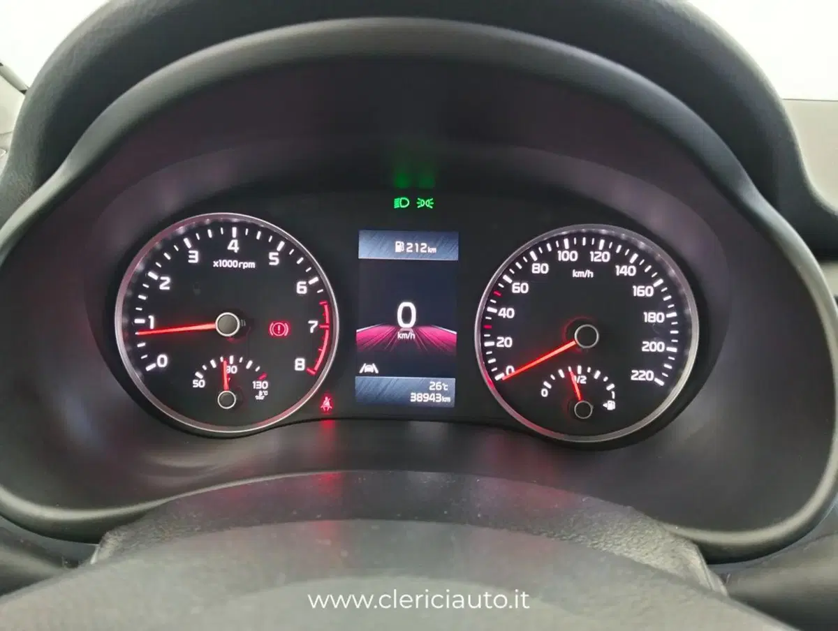 Kia Stonic usata a Como (11)