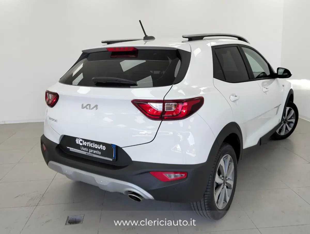 Kia Stonic usata a Como (2)