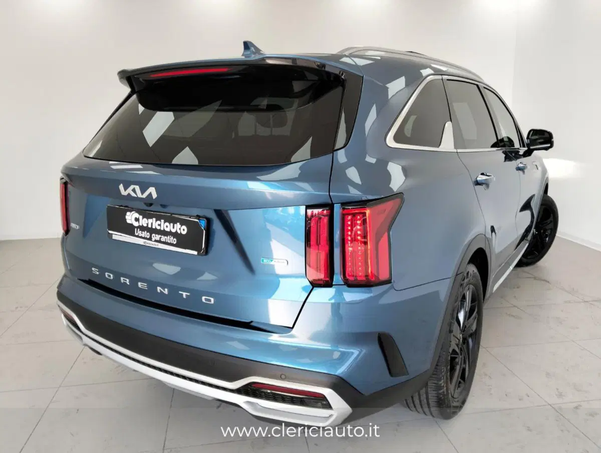 Kia Sorento usata a Como (2)