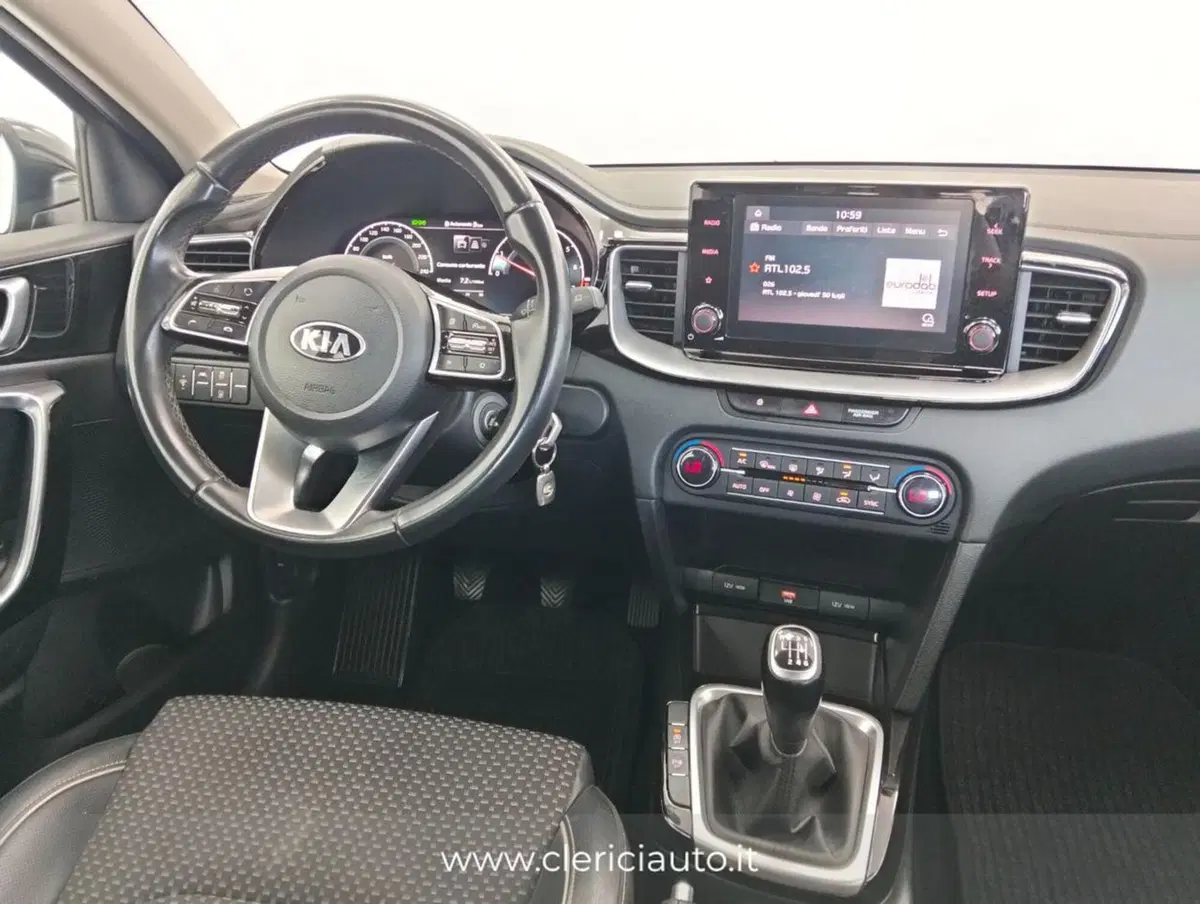 Kia XCeed usata a Como (10)