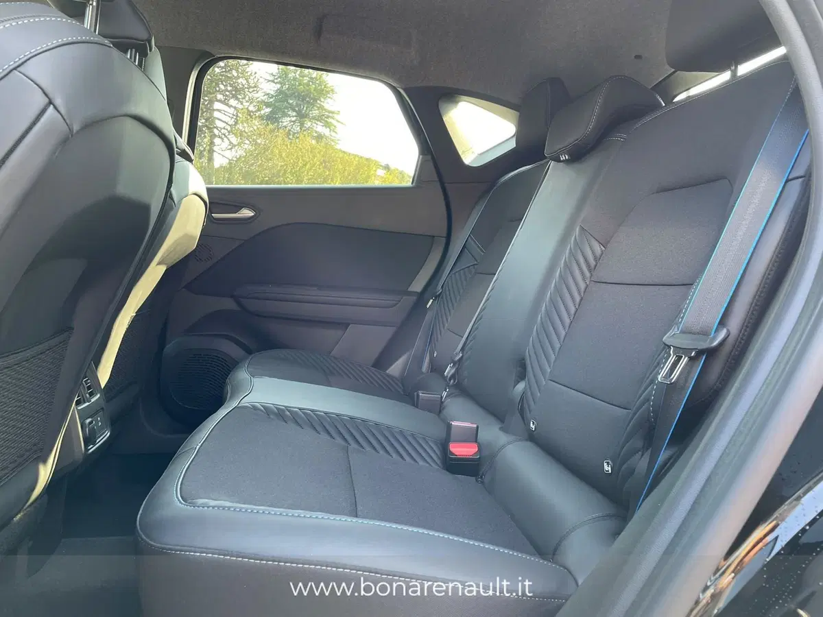 Renault Captur nuova a Monza e Brianza (8)