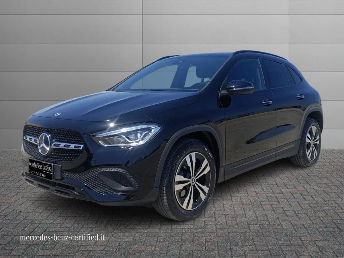 Mercedes-Benz GLA SUV usata a Foggia
