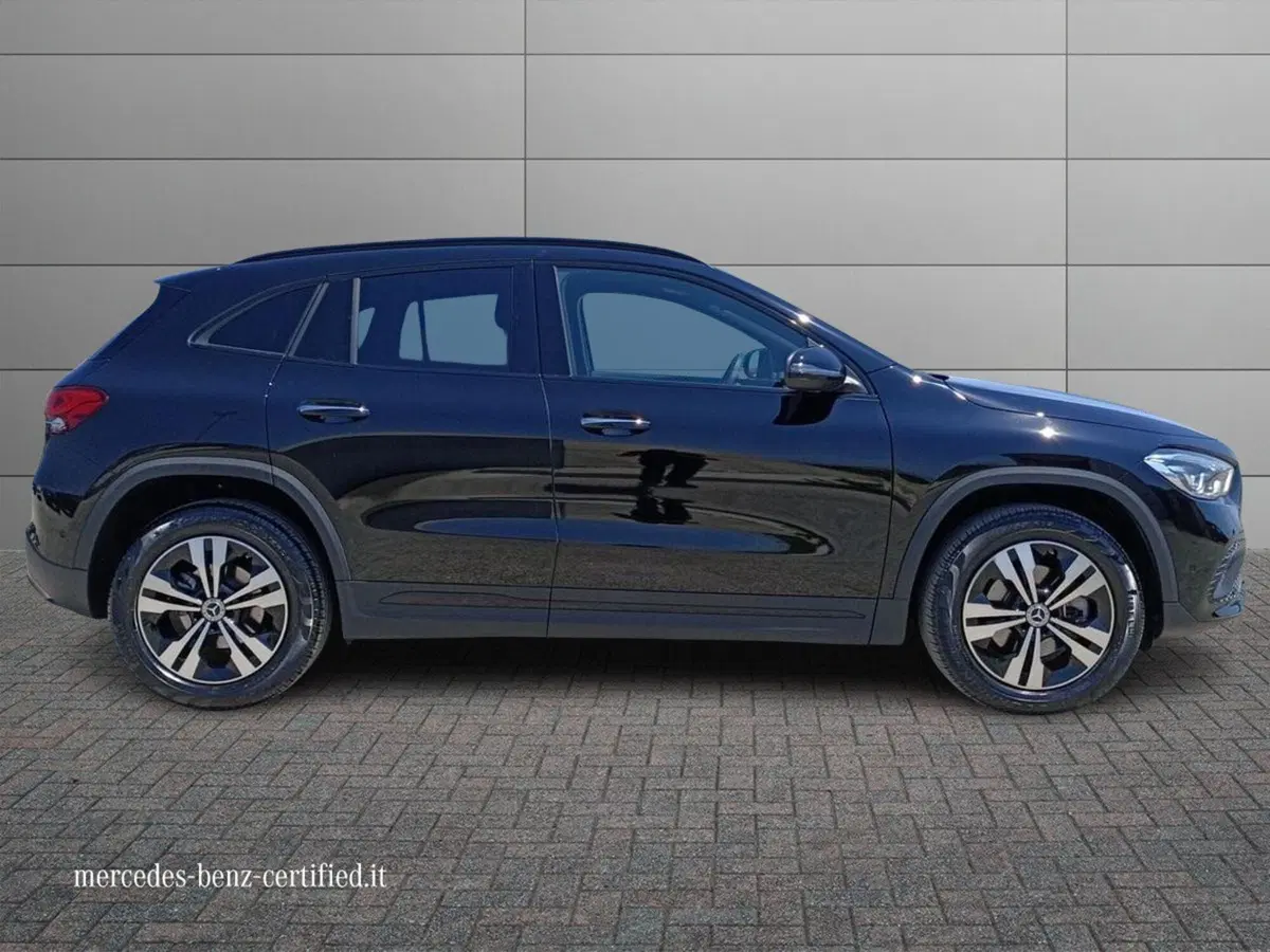 Mercedes-Benz GLA SUV usata a Foggia (5)
