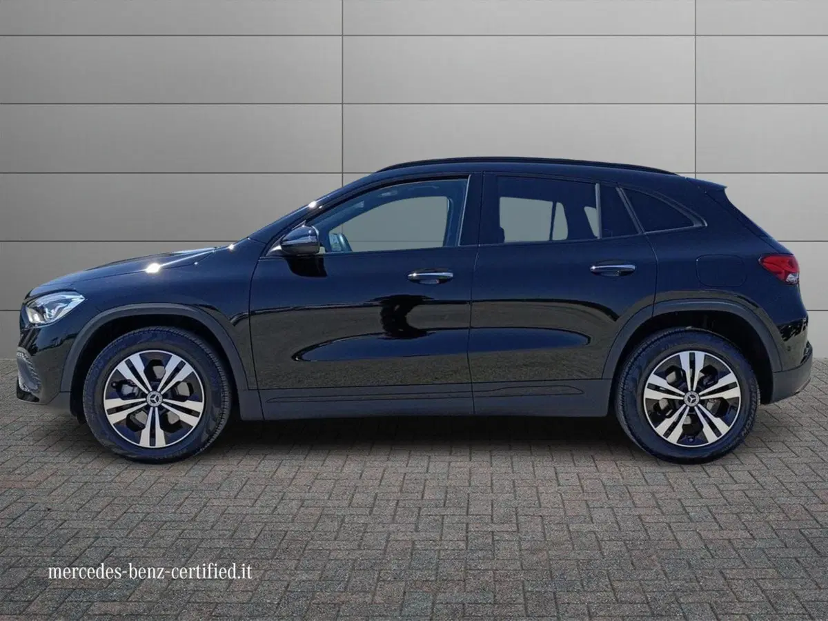Mercedes-Benz GLA SUV usata a Foggia (6)