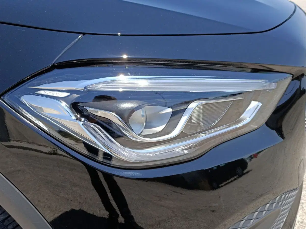 Mercedes-Benz GLA SUV usata a Foggia (7)