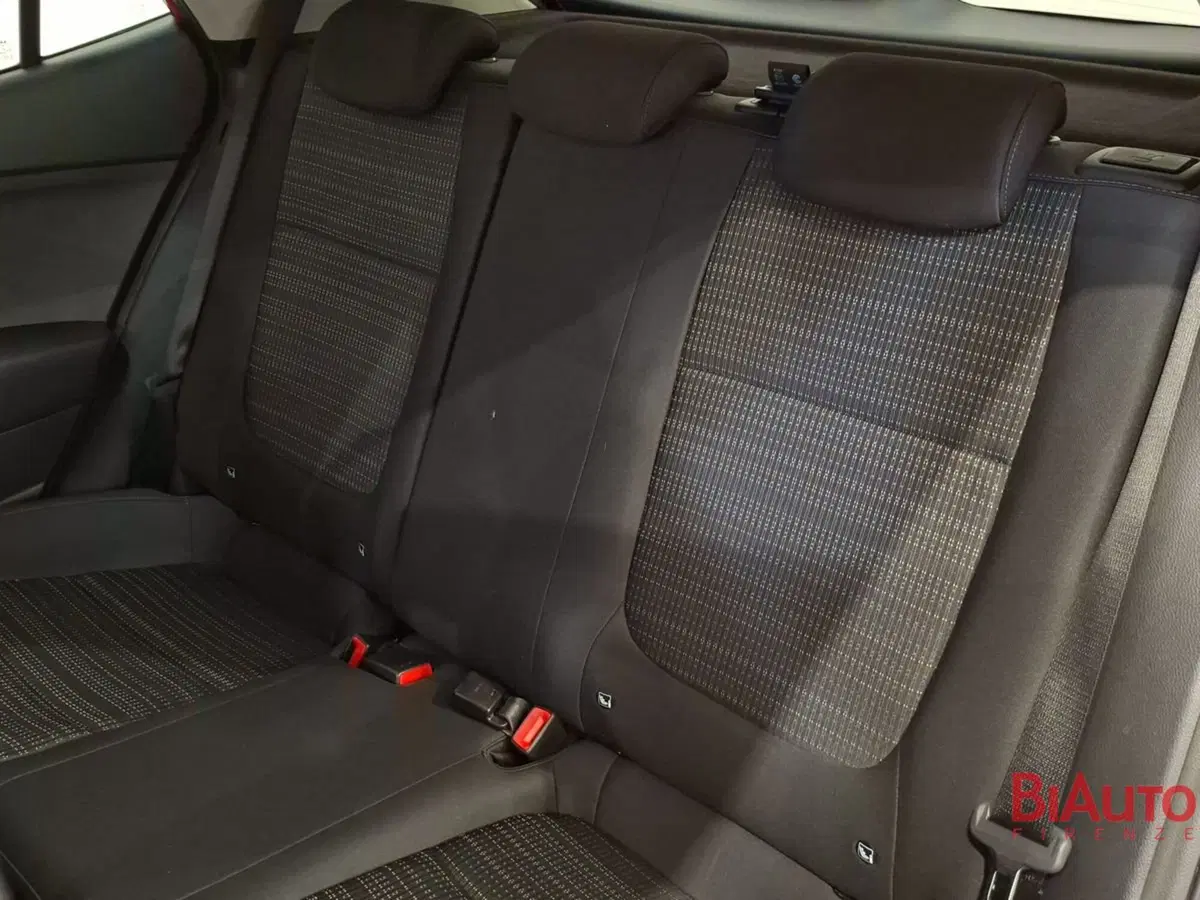 Kia Stonic usata a Firenze (10)