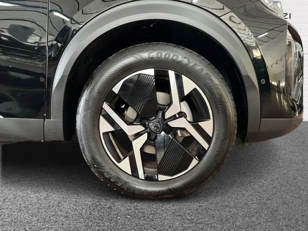 Peugeot 2008 usata a Bari (6)