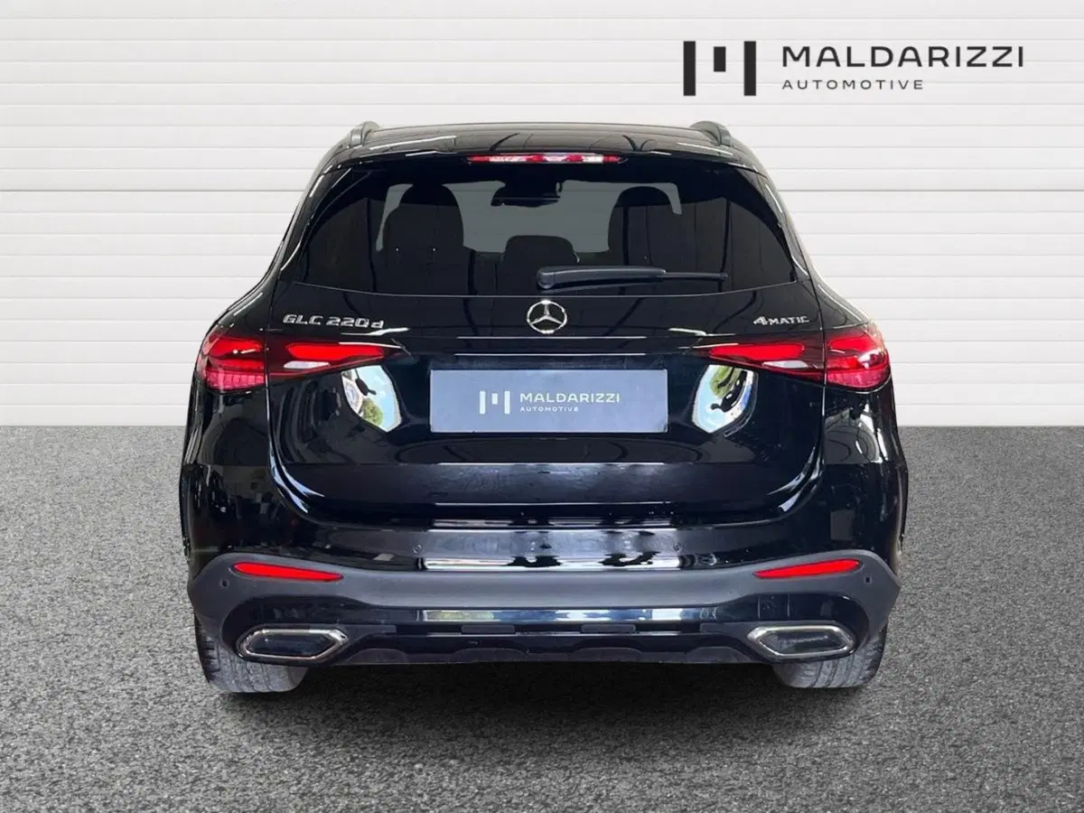 Mercedes-Benz GLC SUV usata a Bari (3)