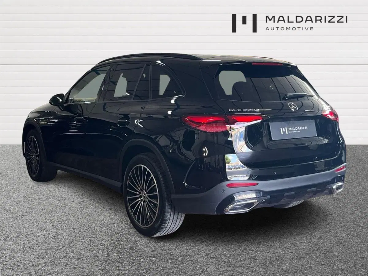 Mercedes-Benz GLC SUV usata a Bari (4)