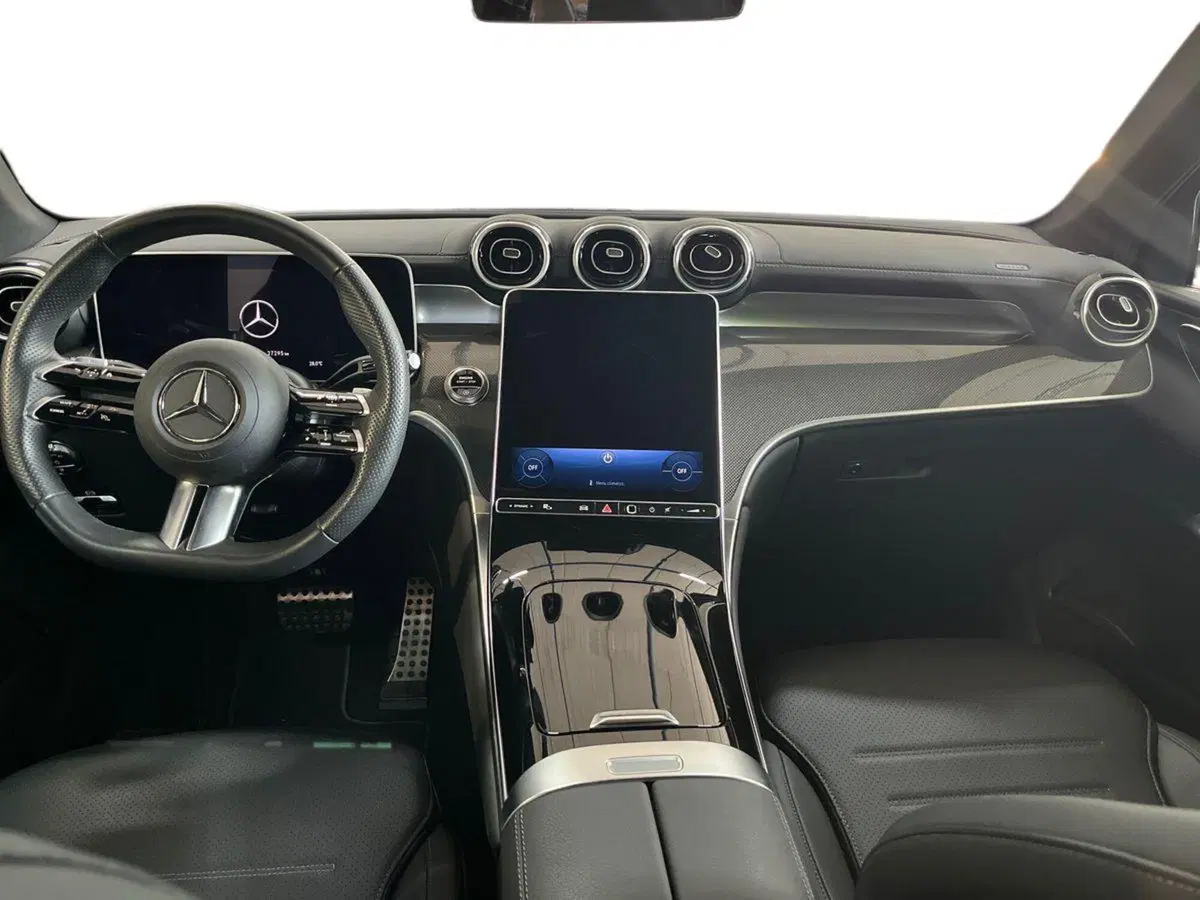 Mercedes-Benz GLC SUV usata a Bari (8)