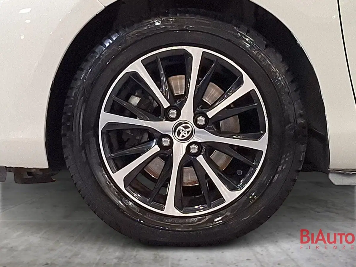 Toyota Yaris usata a Firenze (14)