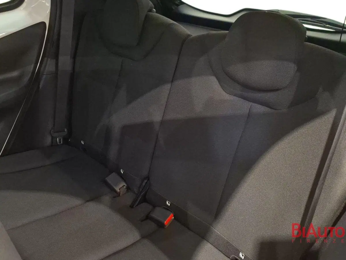 Toyota Aygo X usata a Firenze (11)
