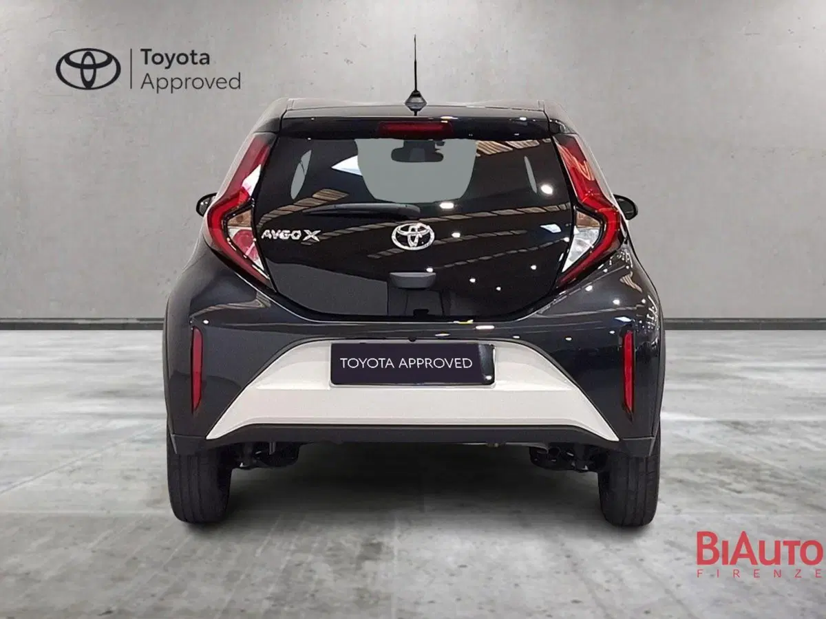 Toyota Aygo X usata a Firenze (12)