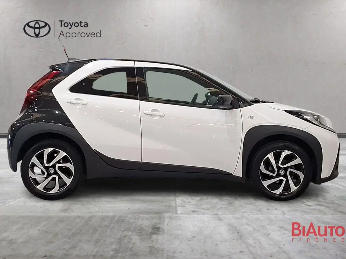 Toyota Aygo X usata a Firenze (4)