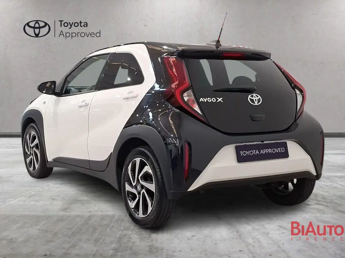 Toyota Aygo X usata a Firenze (5)