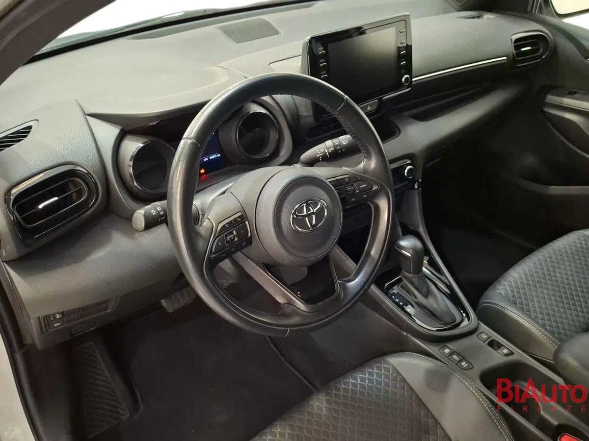 Toyota Yaris usata a Firenze (7)