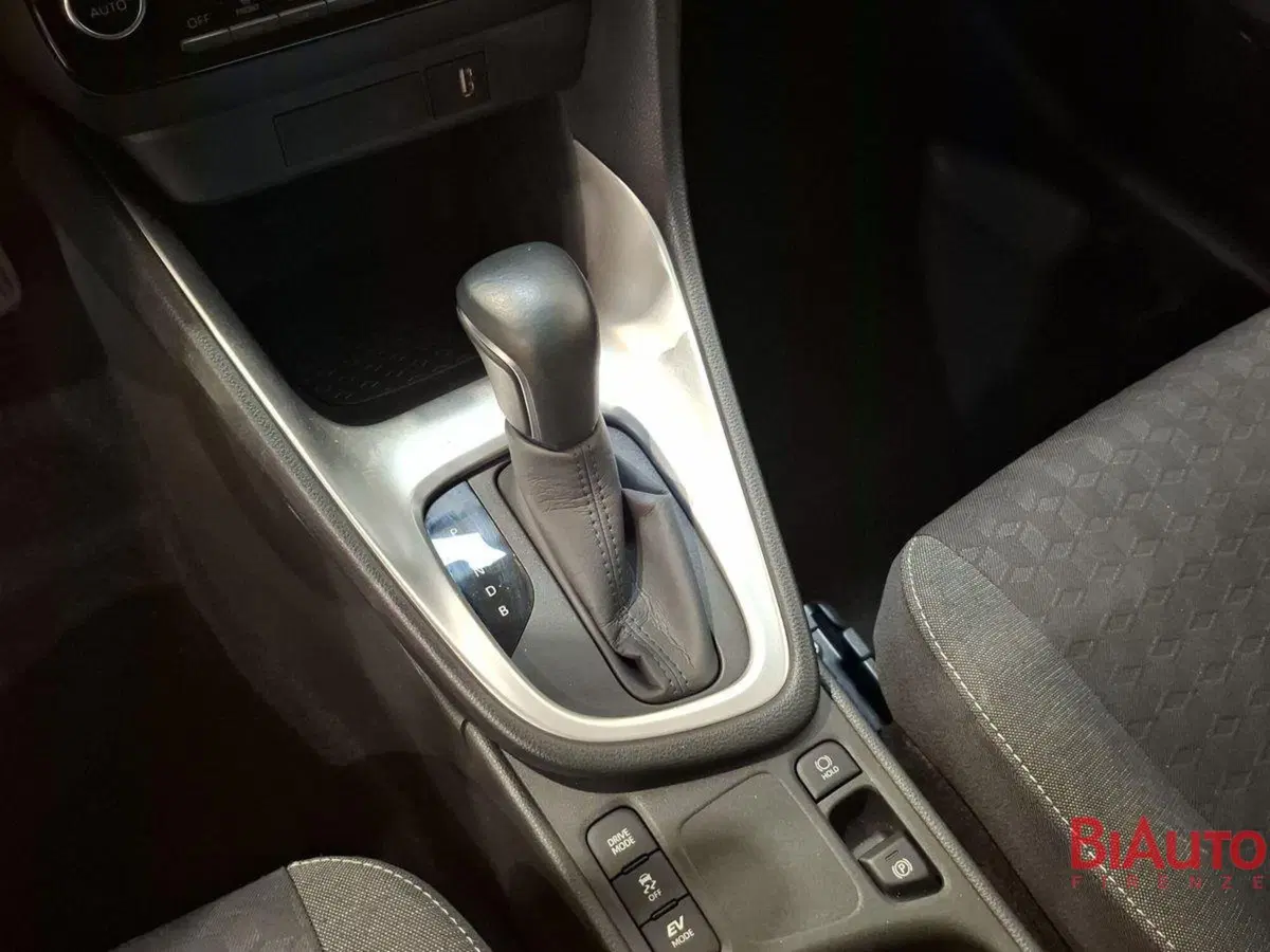 Toyota Yaris usata a Firenze (17)