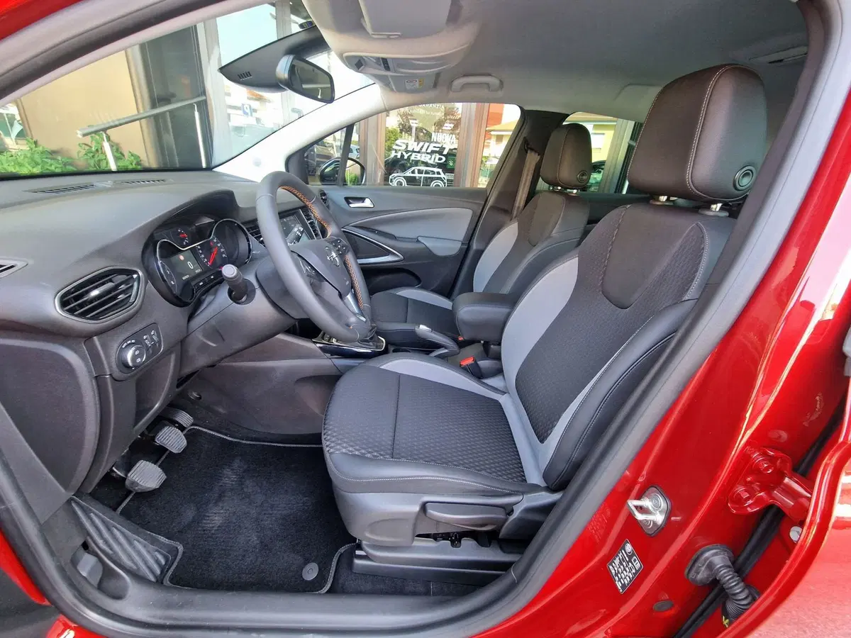 Opel Crossland X usata a Milano (6)