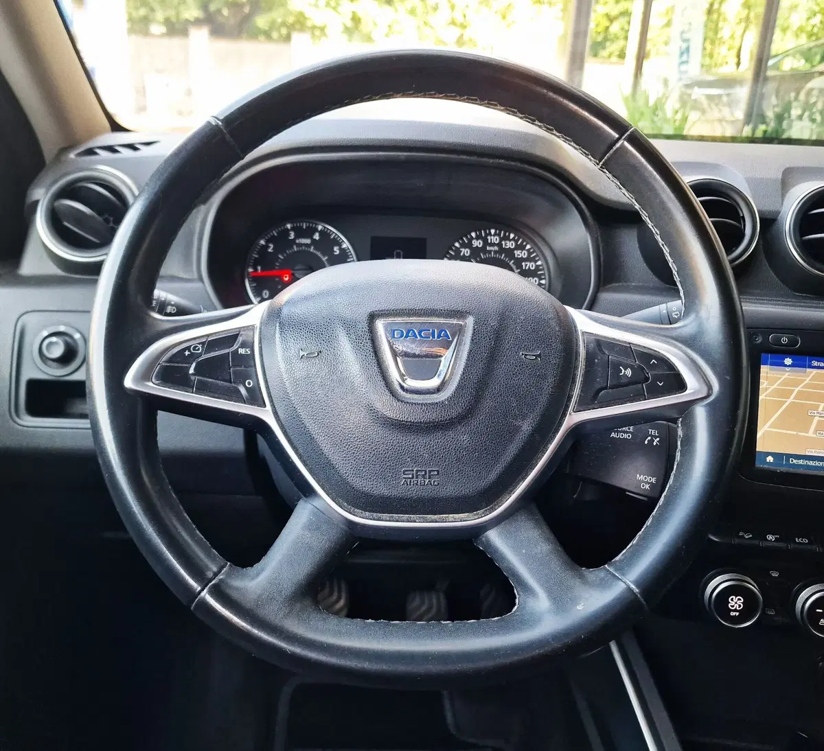 Dacia Duster usata a Milano (10)