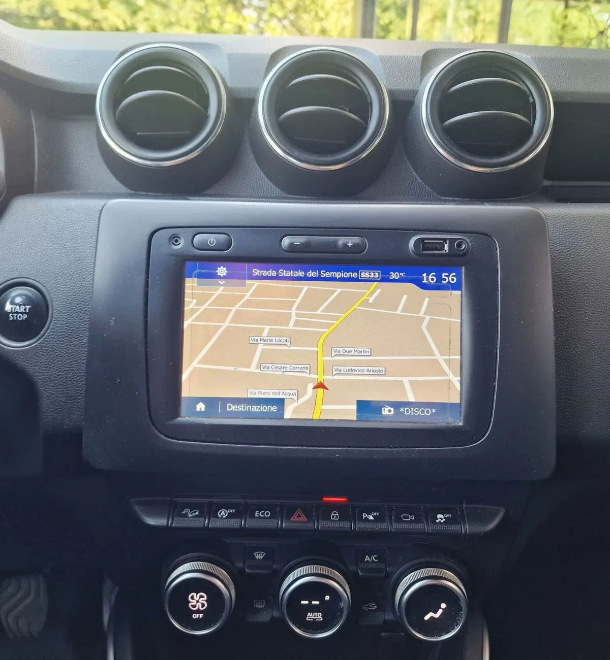 Dacia Duster usata a Milano (11)