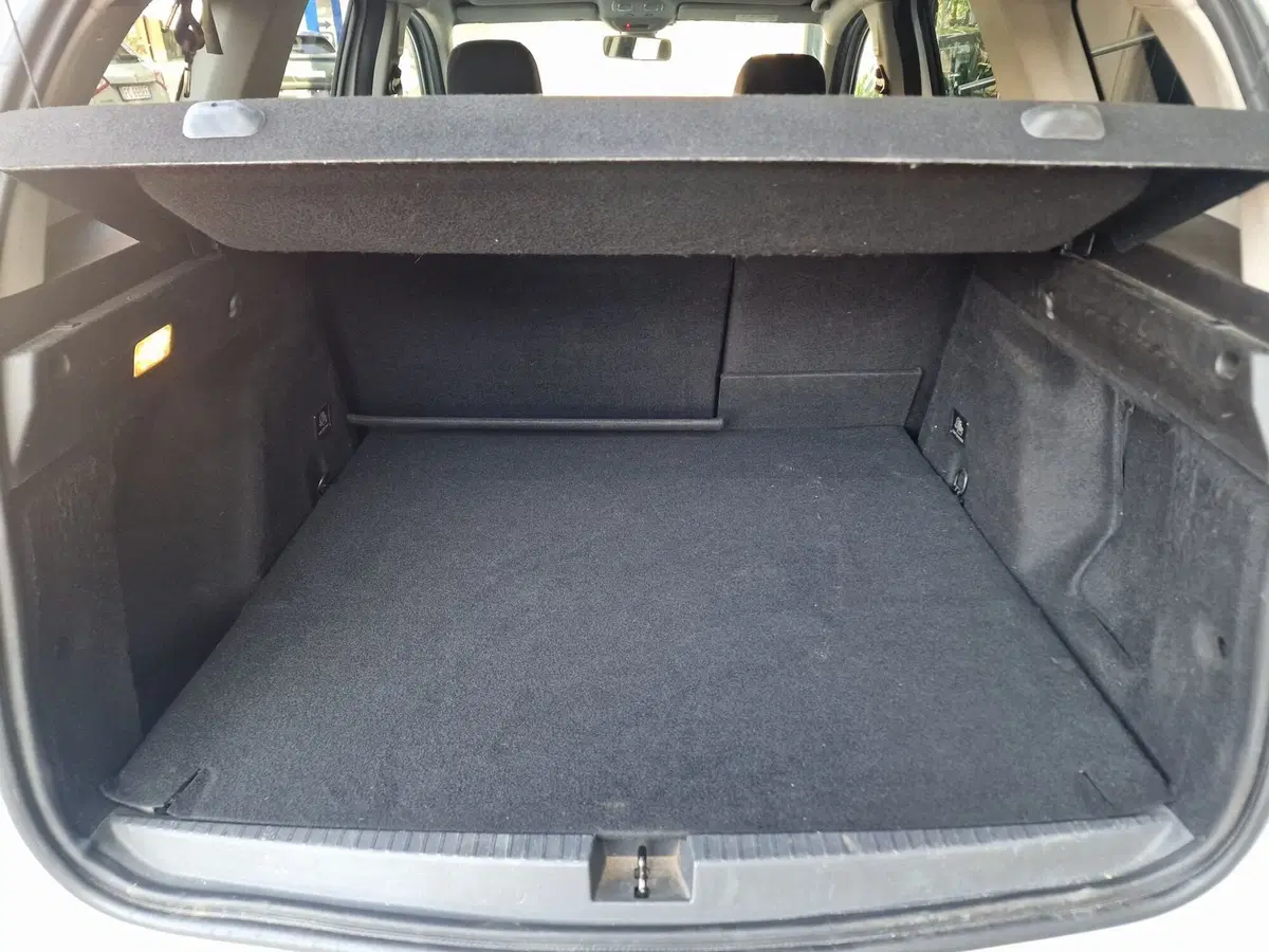 Dacia Duster usata a Milano (14)