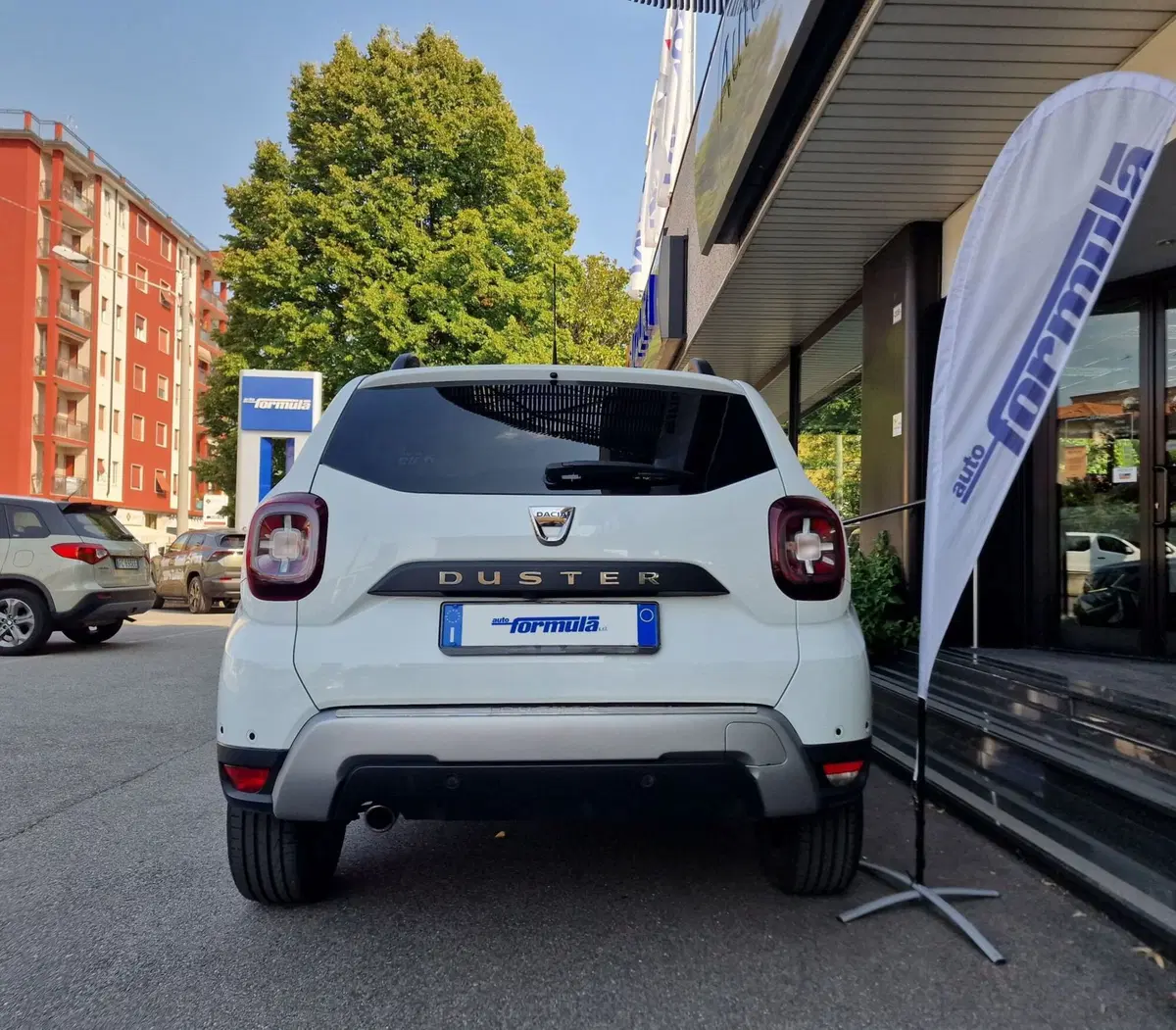 Dacia Duster usata a Milano (5)