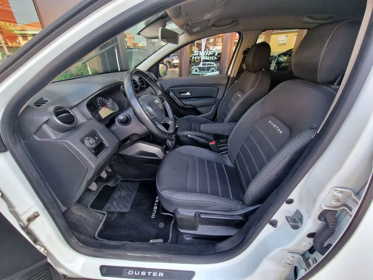 Dacia Duster usata a Milano (6)
