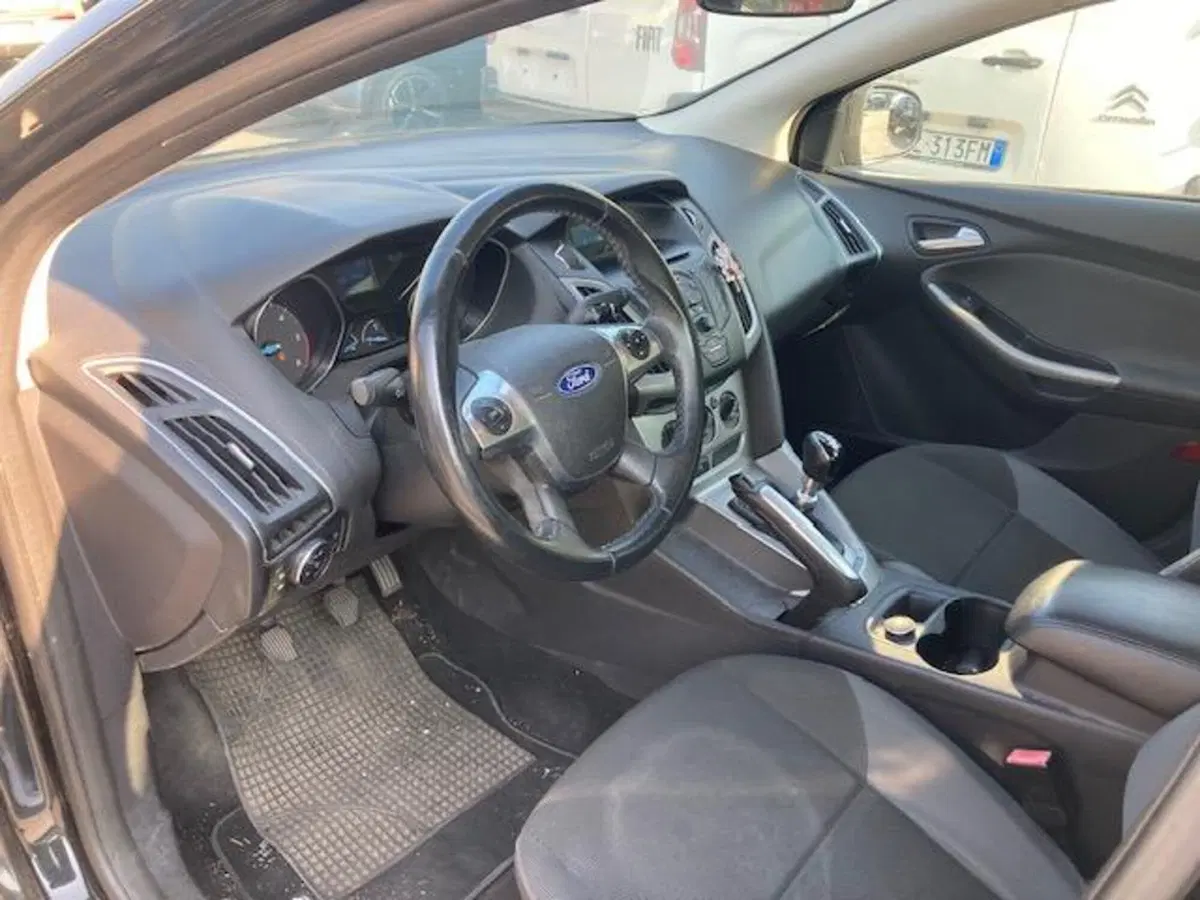 Ford Focus Station Wagon usata a Sondrio (10)
