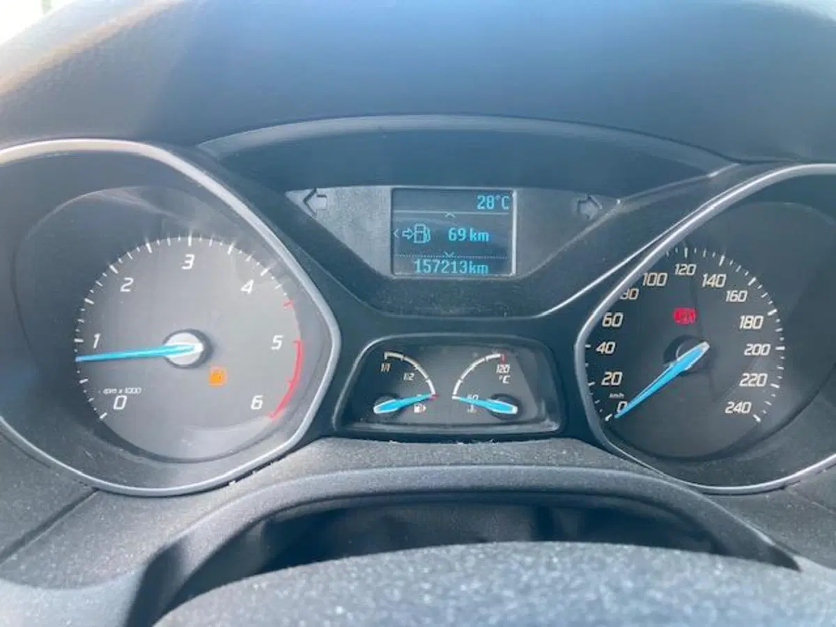 Ford Focus Station Wagon usata a Sondrio (12)