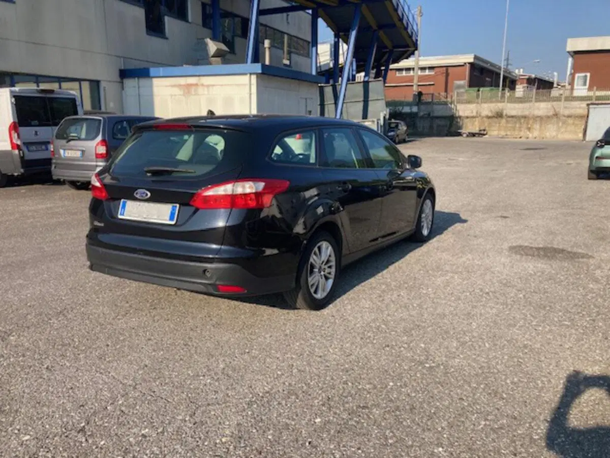 Ford Focus Station Wagon usata a Sondrio (5)