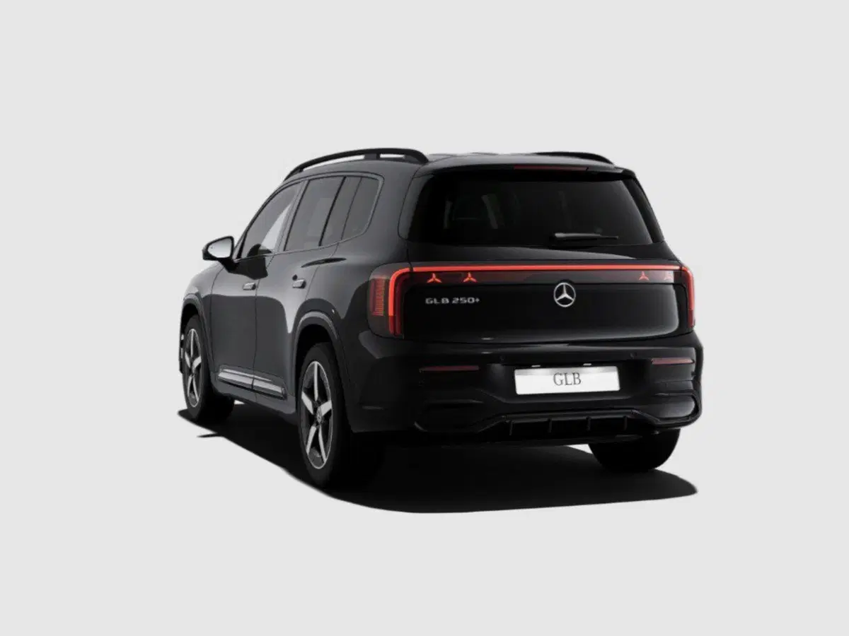 Mercedes-Benz GLB nuova a Ancona (3)