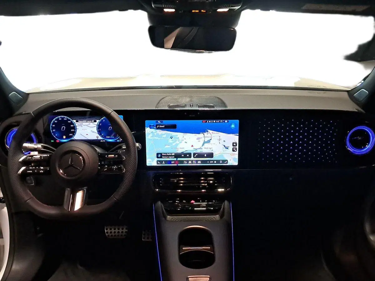 Mercedes-Benz GLB nuova a Rimini (11)