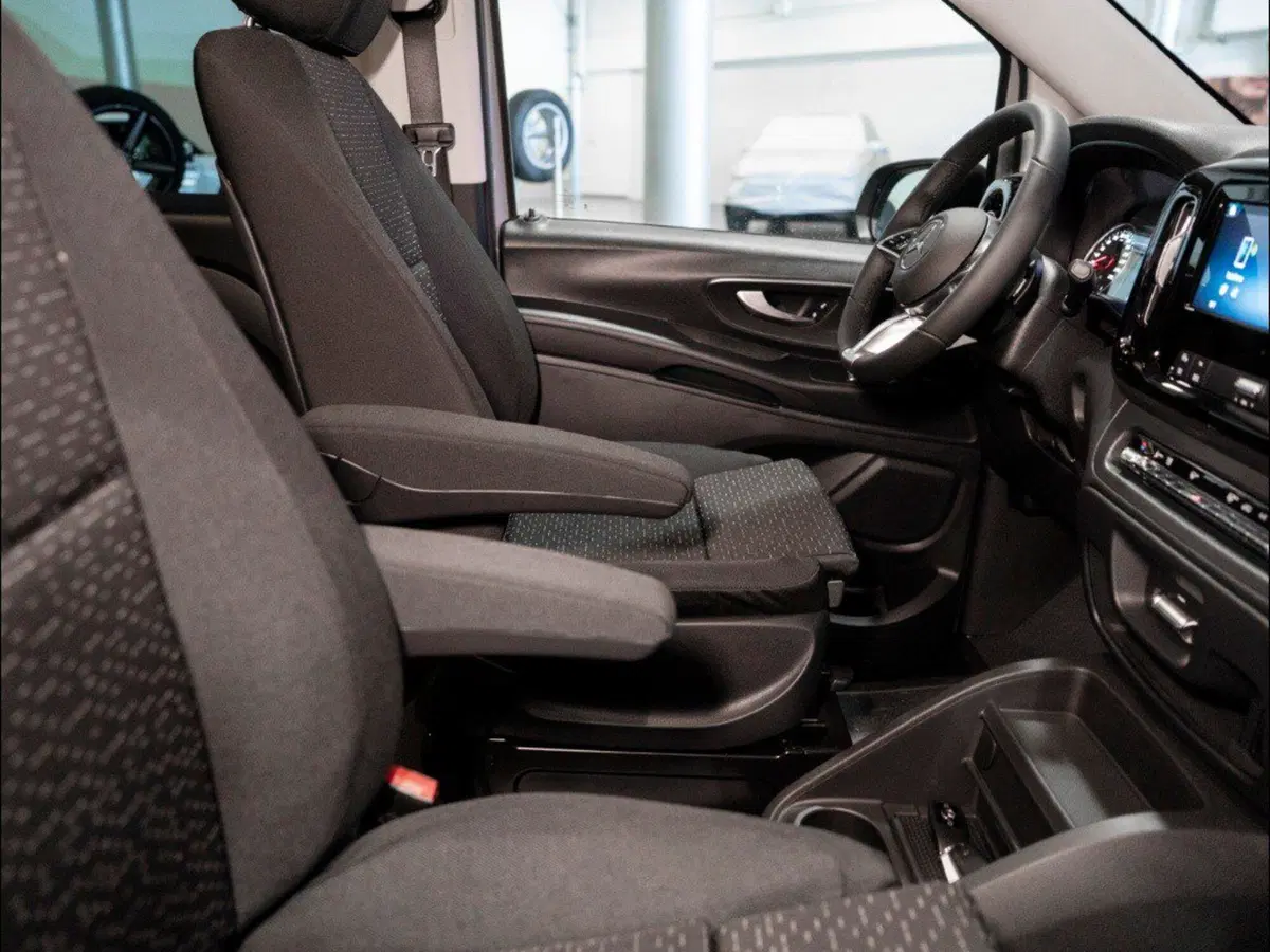 Mercedes-Benz Vito nuova a Ancona (14)