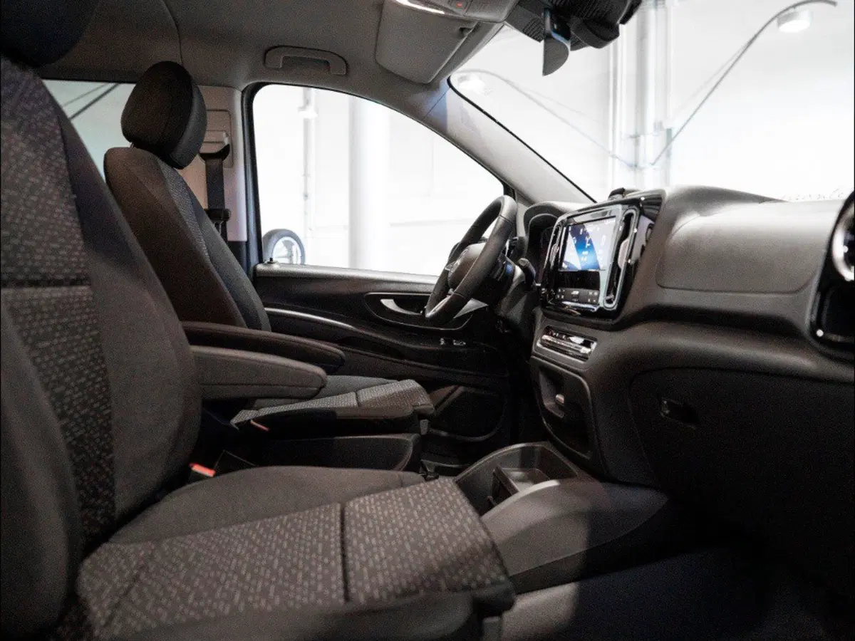 Mercedes-Benz Vito nuova a Ancona (15)