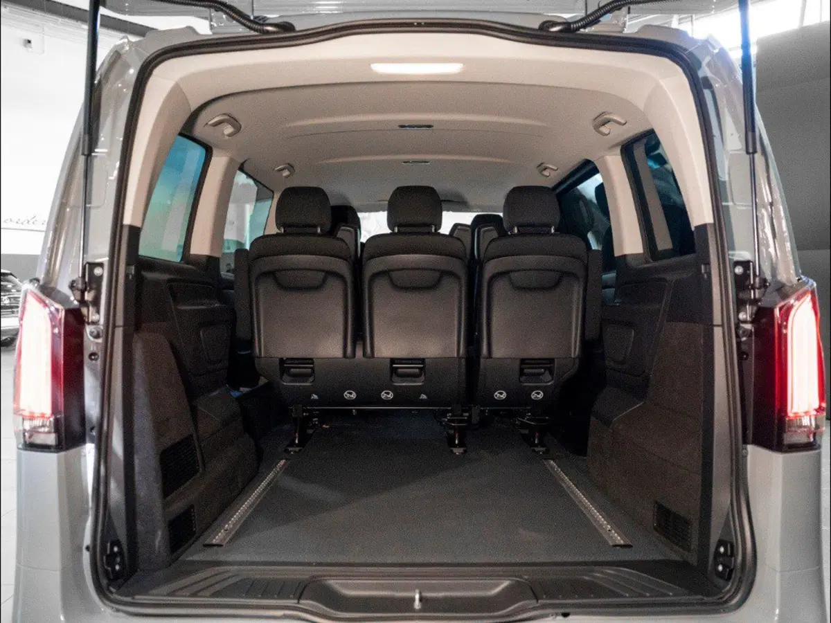 Mercedes-Benz Vito nuova a Ancona (9)