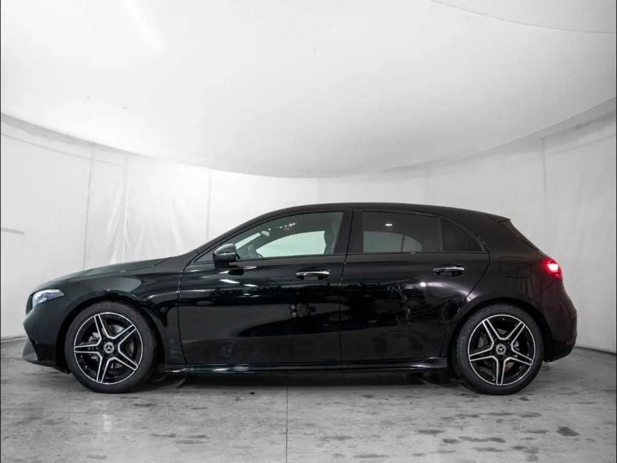 Mercedes-Benz Classe A Sedan nuova a Ancona (2)