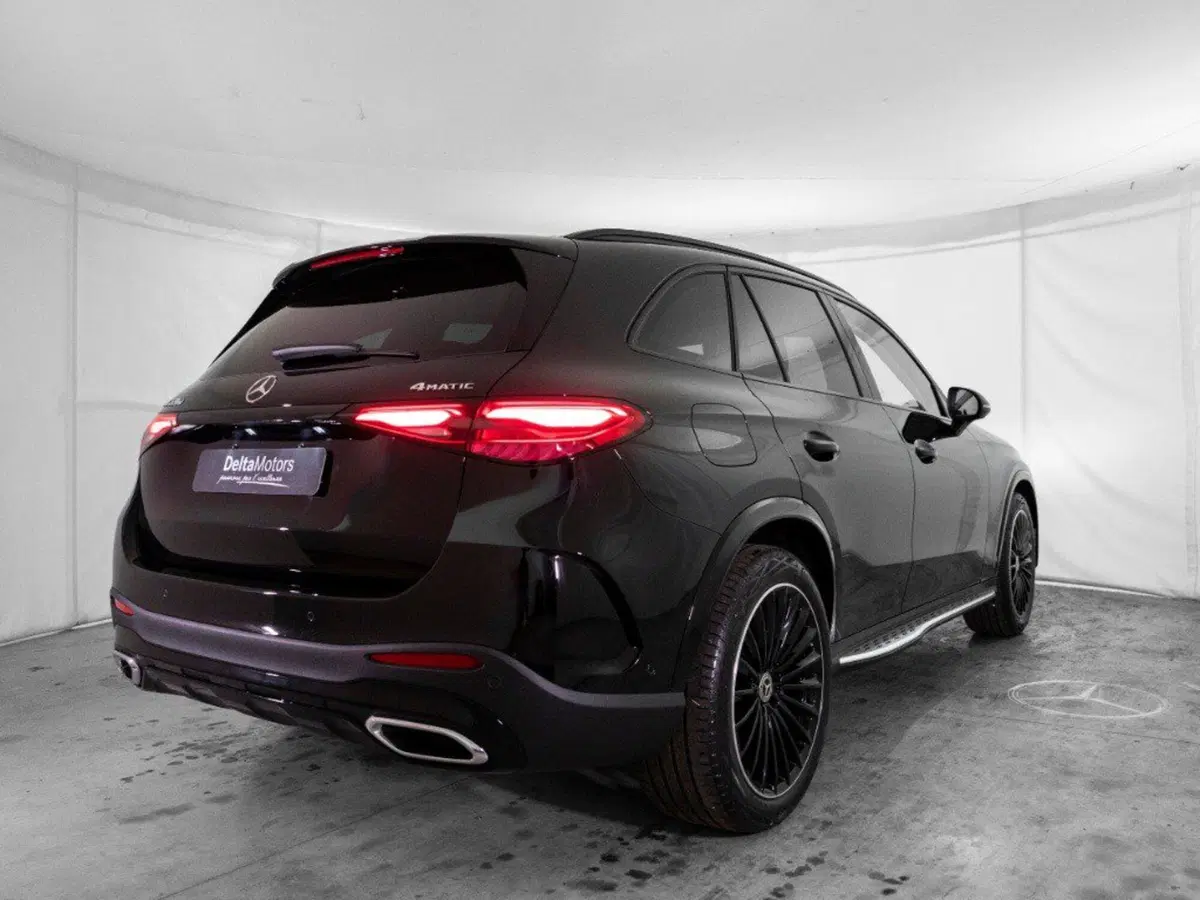 Mercedes-Benz GLC SUV nuova a Macerata (4)