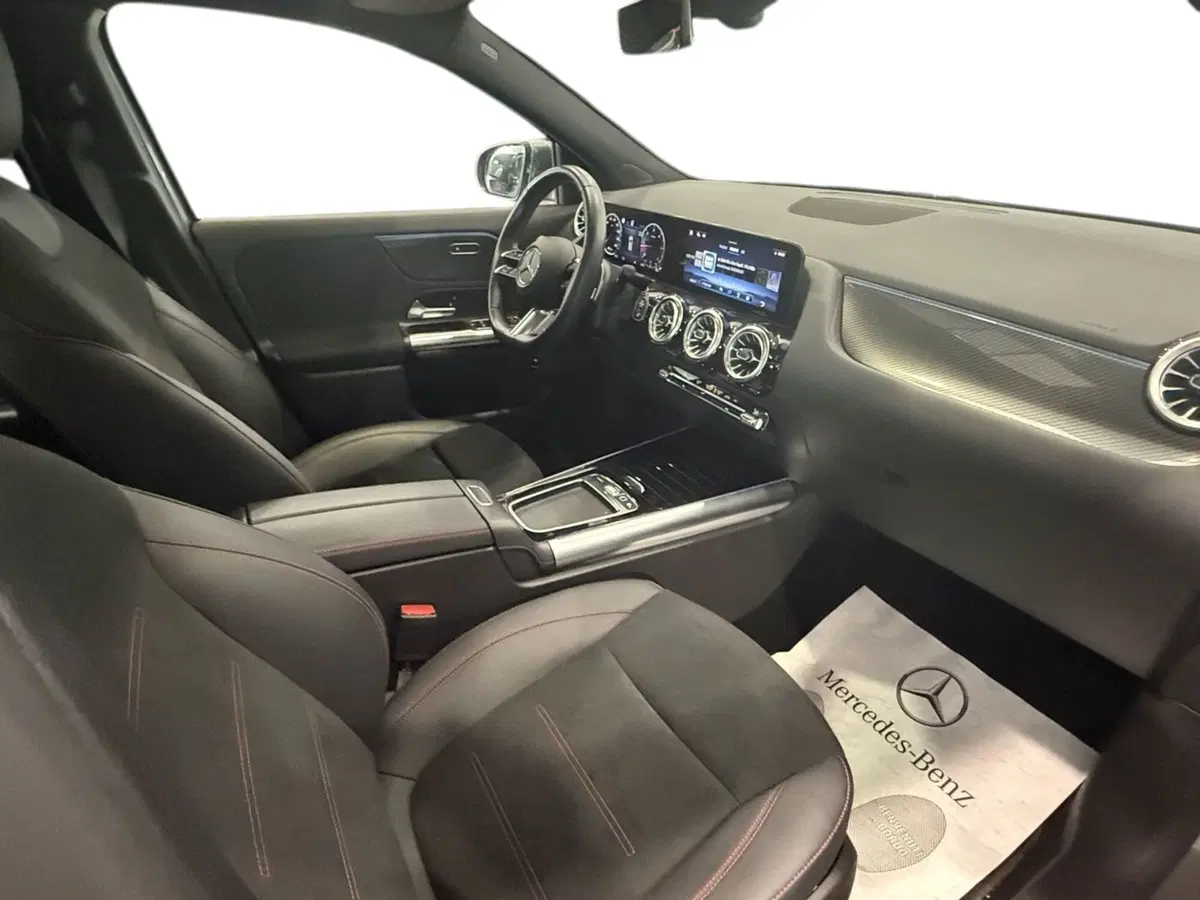 Mercedes-Benz GLA SUV usata a Napoli (12)