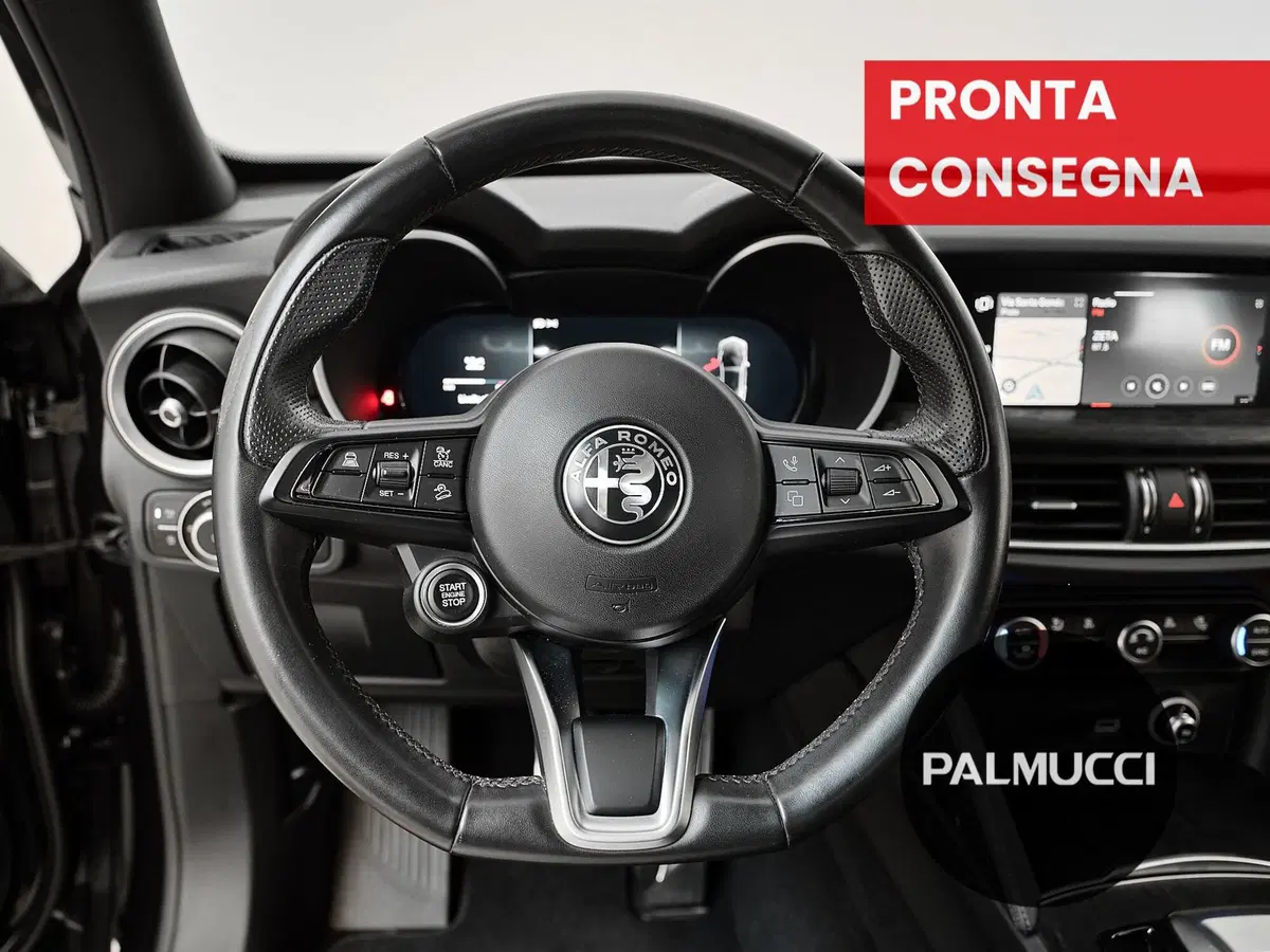 Alfa Romeo Stelvio usata a Prato (15)