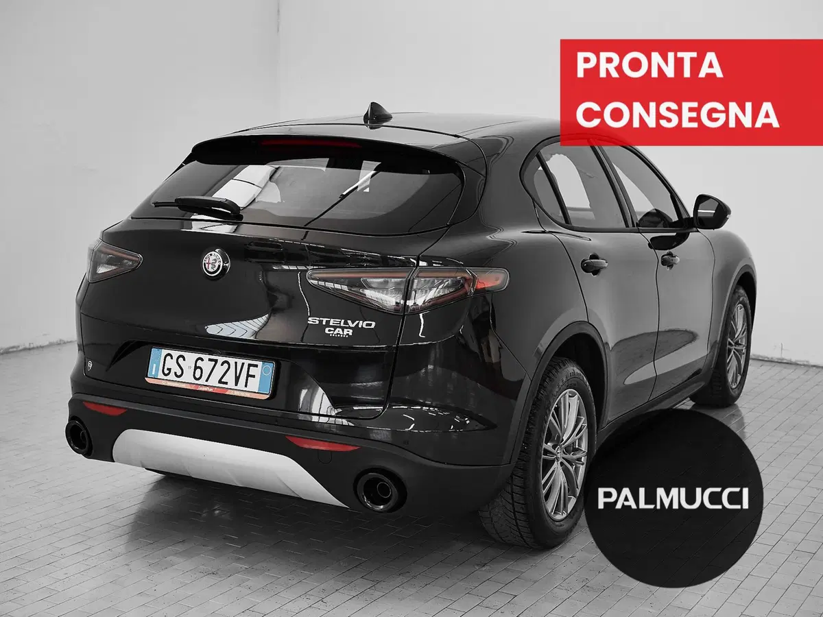 Alfa Romeo Stelvio usata a Prato (4)