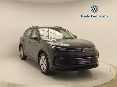Volkswagen Tiguan Allspace 2.0 TDI SCR DSG 4MOTION Life del 2025 usata a Pratola Serra