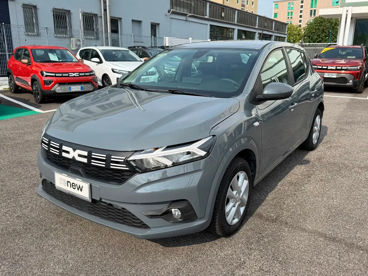 Dacia Sandero usata a Brescia (8)