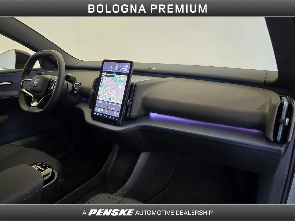 Volvo EX30 usata a Bologna (18)