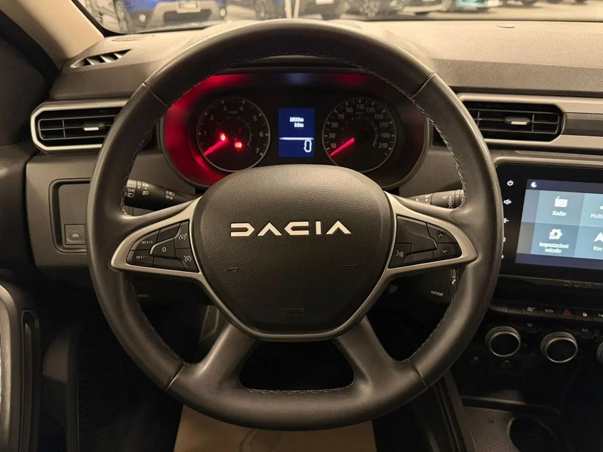 Dacia Duster usata a Brescia (18)