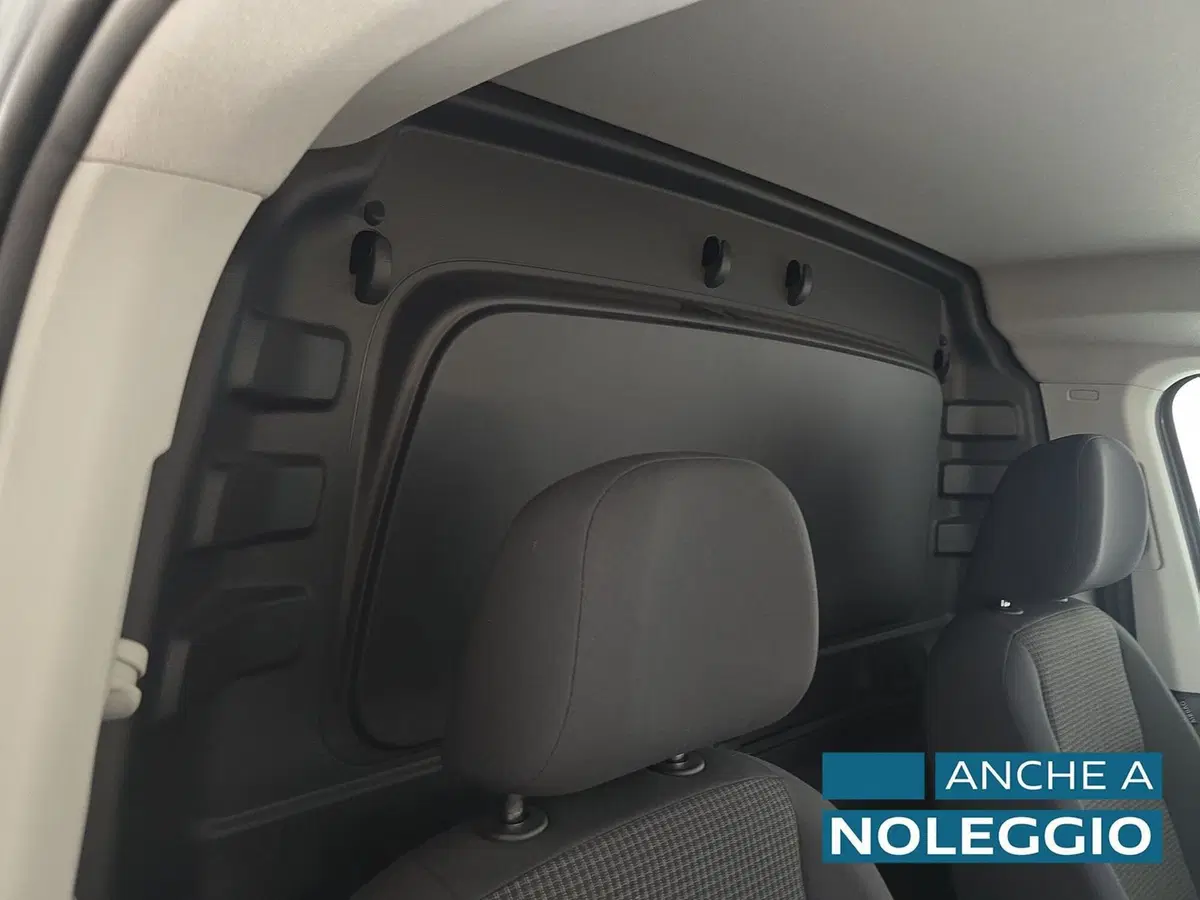 Volkswagen Veicoli Commerciali Caddy Furgone usata a Alessandria (13)