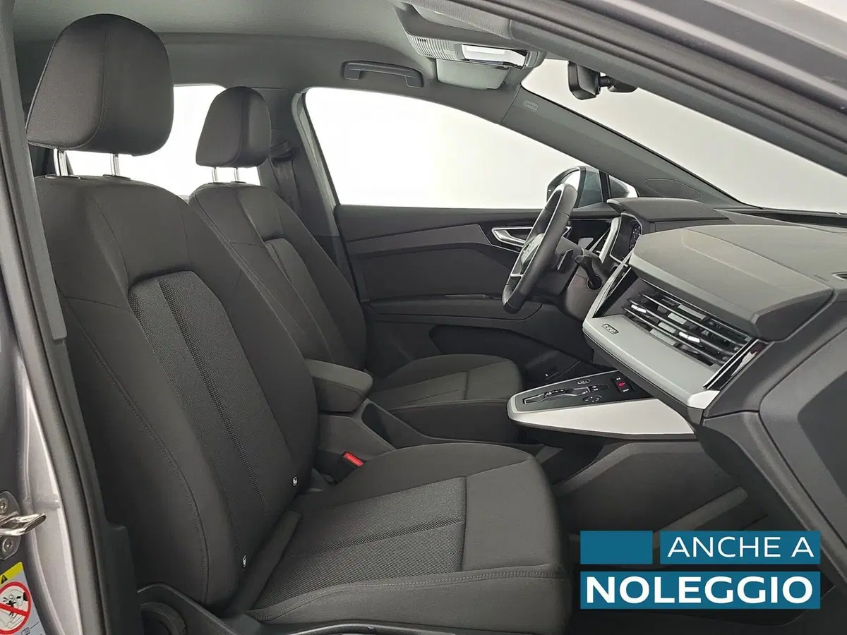 Audi Q4 Sportback usata a Alessandria (14)