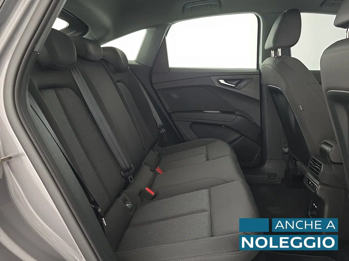 Audi Q4 Sportback usata a Alessandria (15)