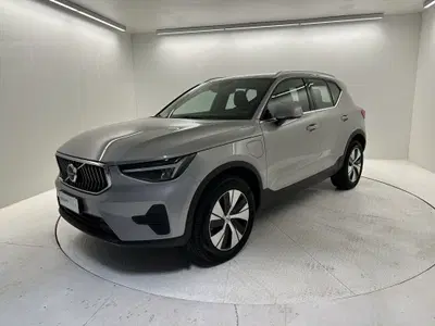 Volvo XC40 T5 Recharge Plug-in Hybrid automatico Core del 2023 usata a Bergamo